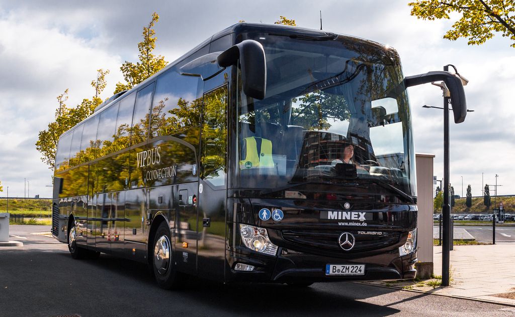Minex Autovermietung Bus bis 49 Sitzplätze